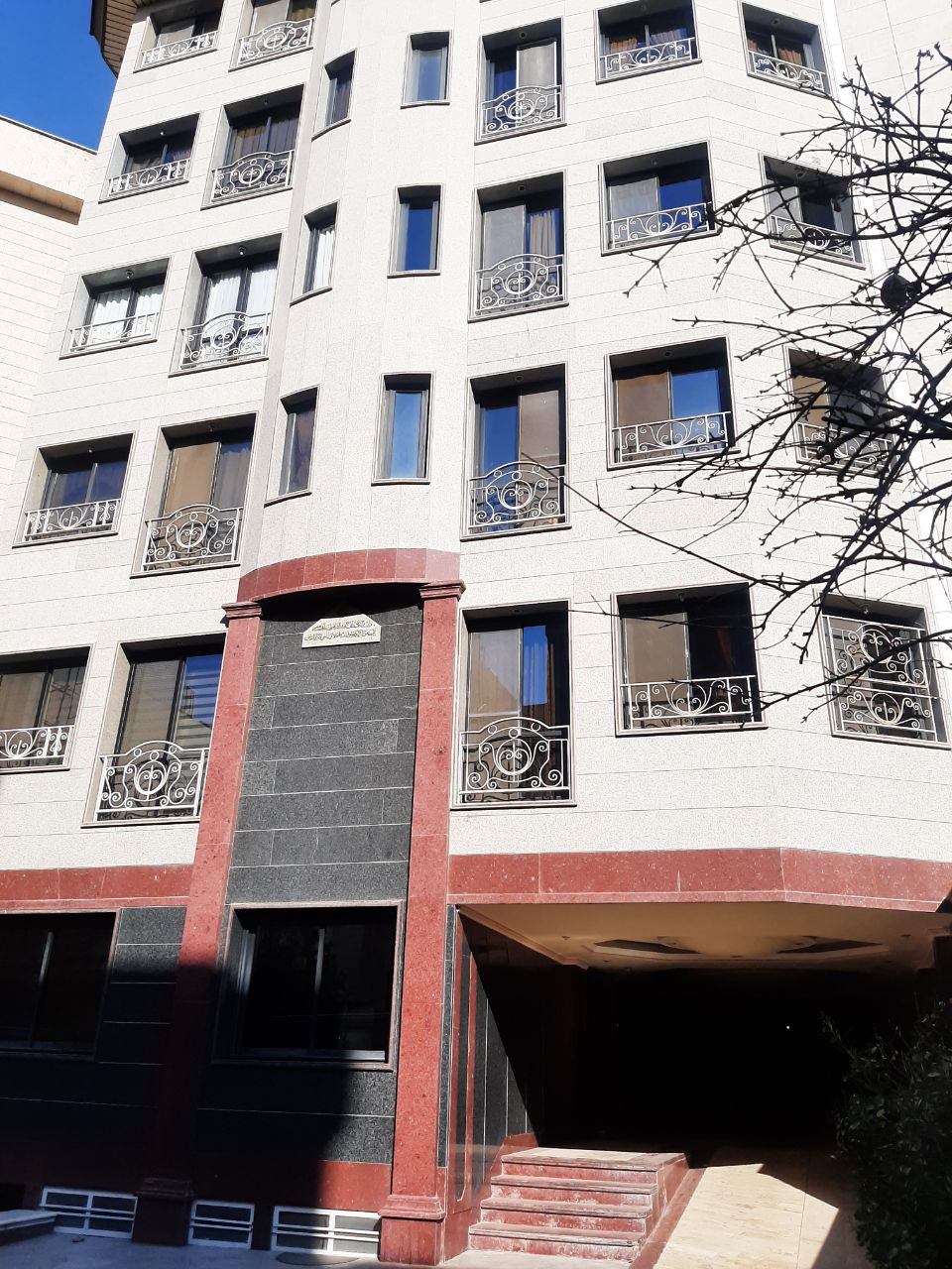 فروش آپارتمان مسکونی در تهران یوسف آباد 136 متر